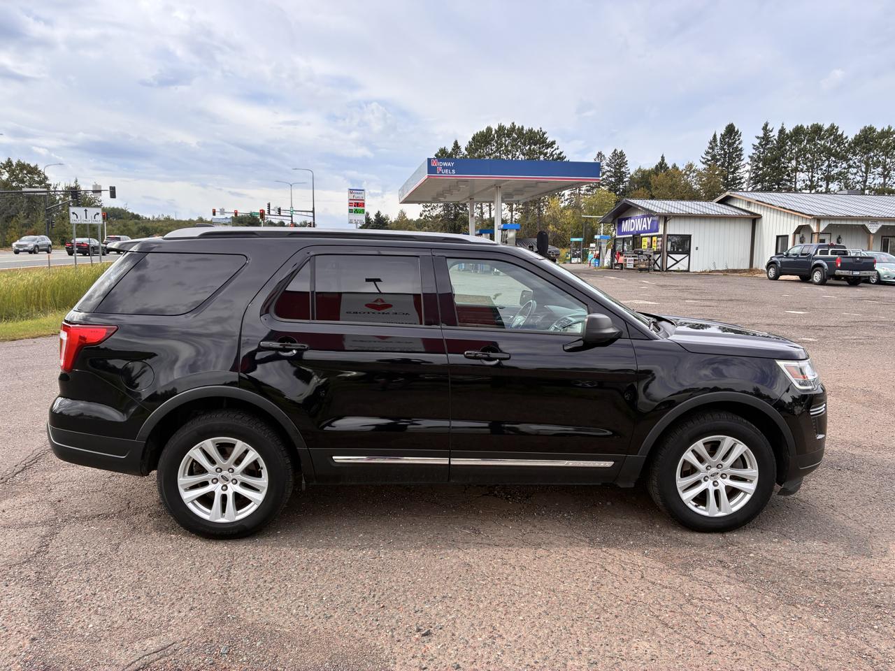 Ford Explorer XLT 4WD 2018