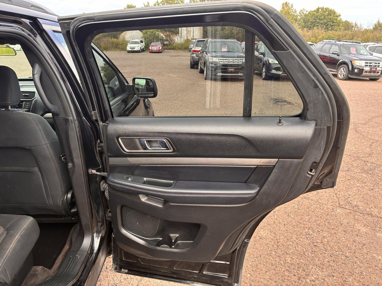 Ford Explorer XLT 4WD 2018