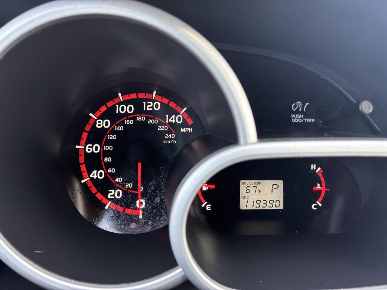 Toyota Matrix S 5-Speed AT 2009