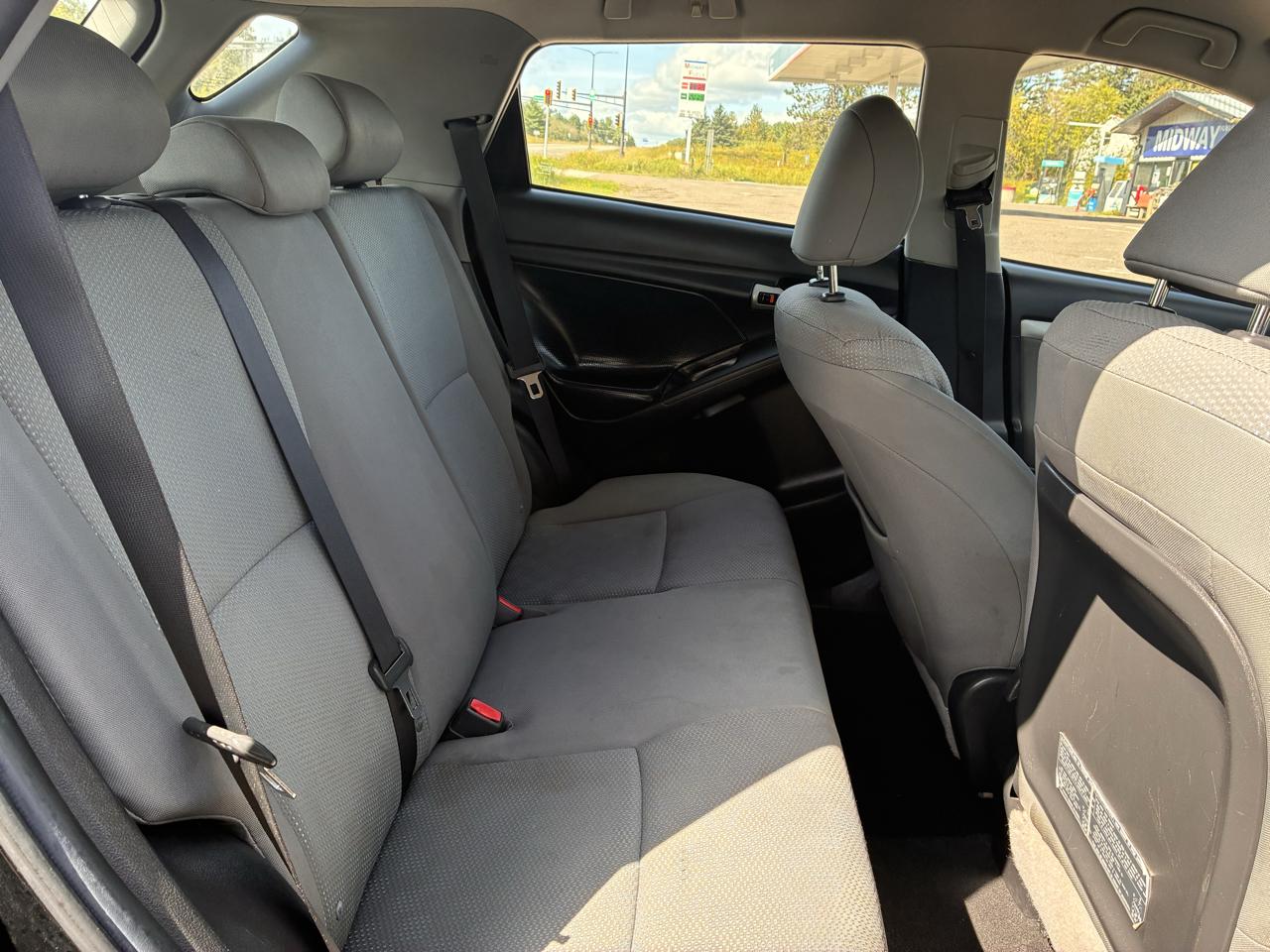 Toyota Matrix S 5-Speed AT 2009
