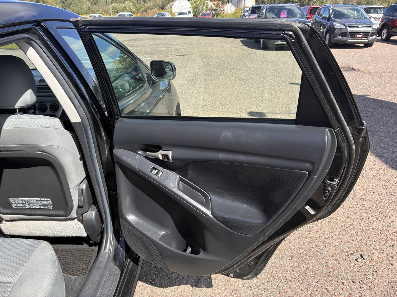 Toyota Matrix S 5-Speed AT 2009