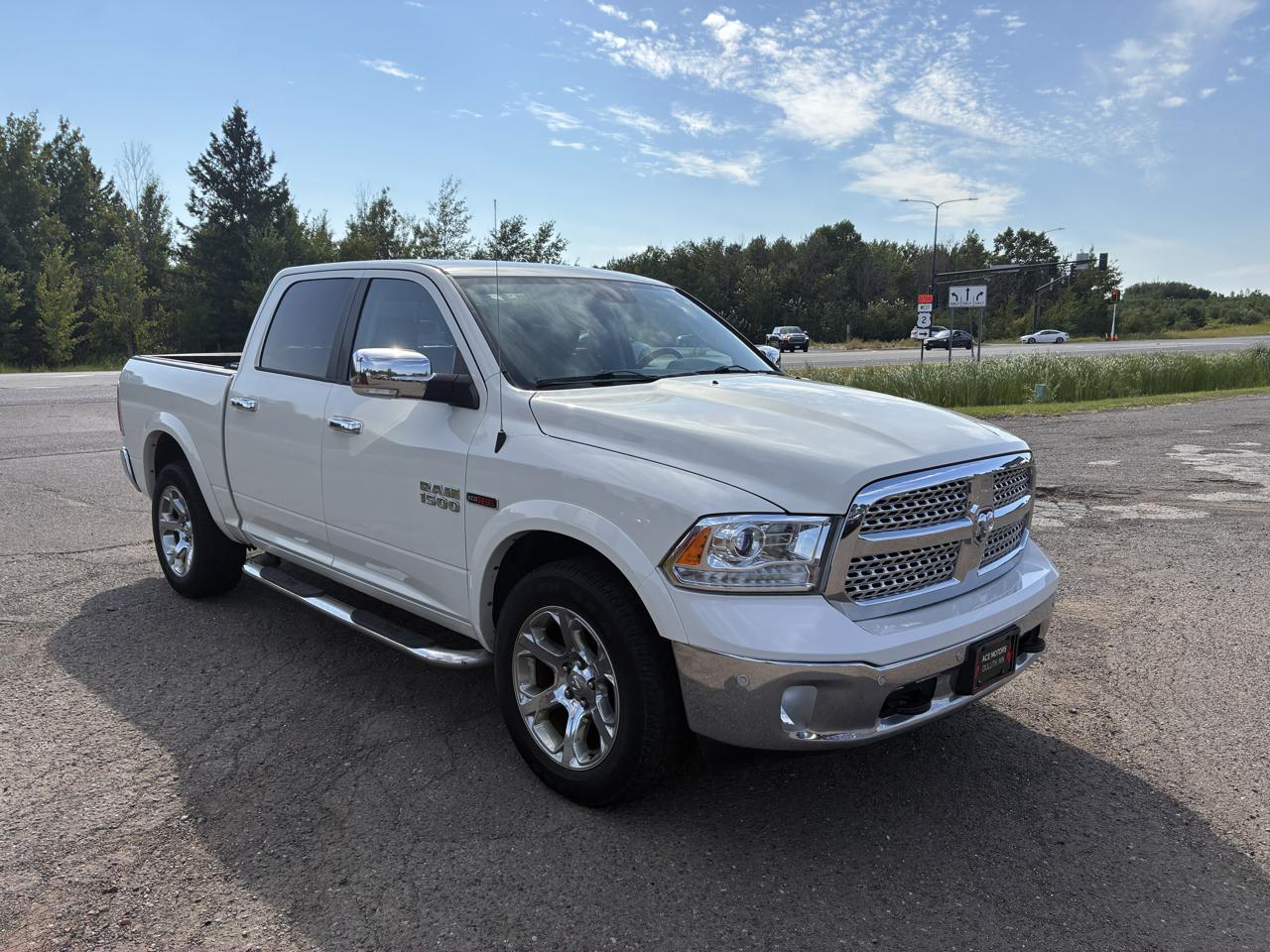 RAM 1500 Laramie Crew Cab SWB 4WD 2017