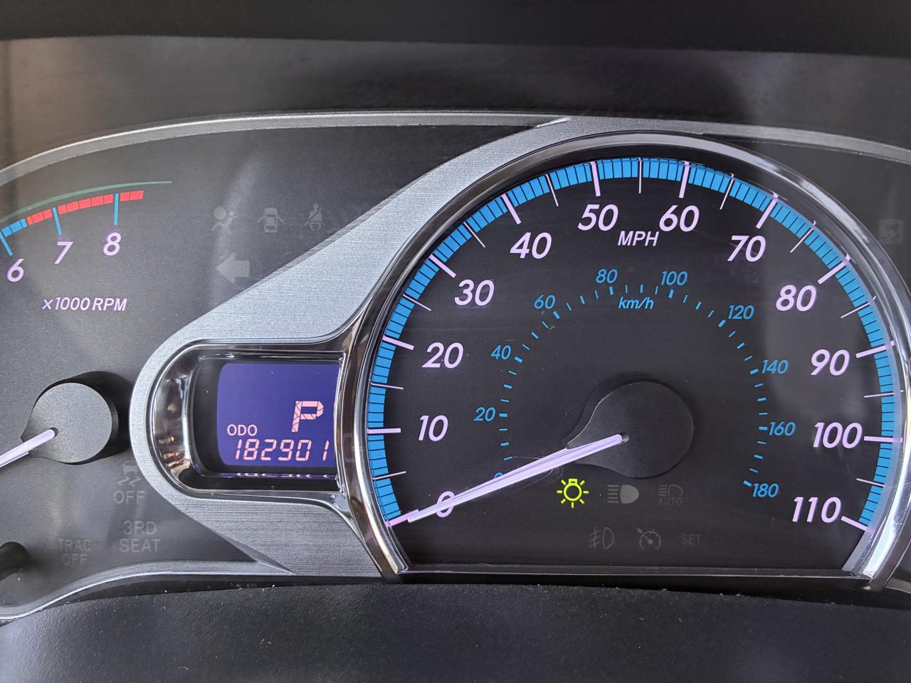 Toyota Sienna XLE AWD 7-Passenger V6 2012