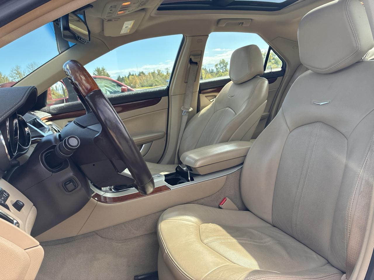 Cadillac CTS 3.6L Premium AWD w/Navi 2010