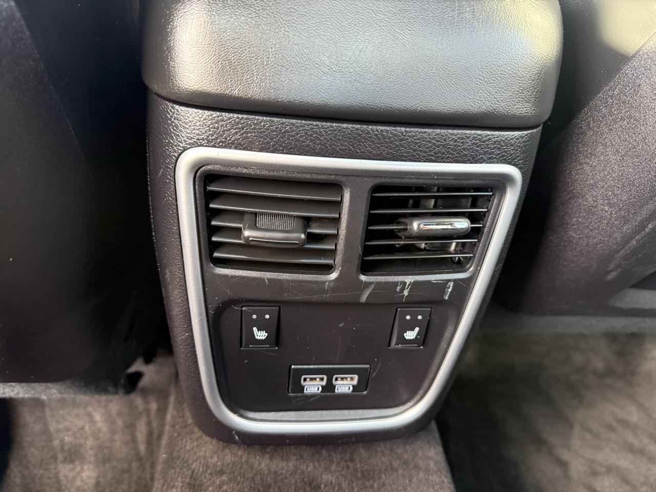 Chrysler 300 C Platinum AWD 2016