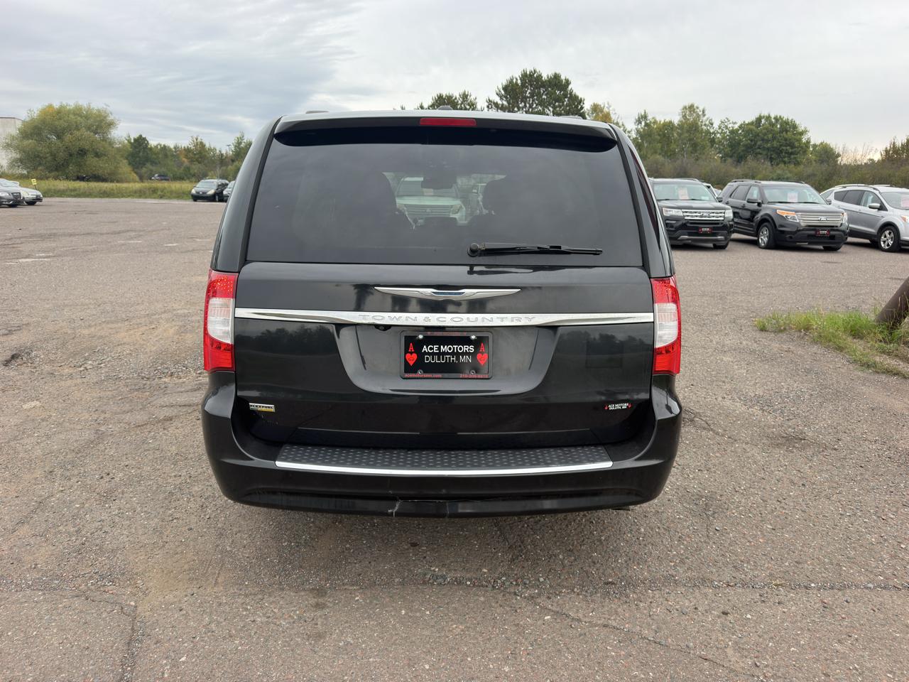 Chrysler Town & Country Touring 2014
