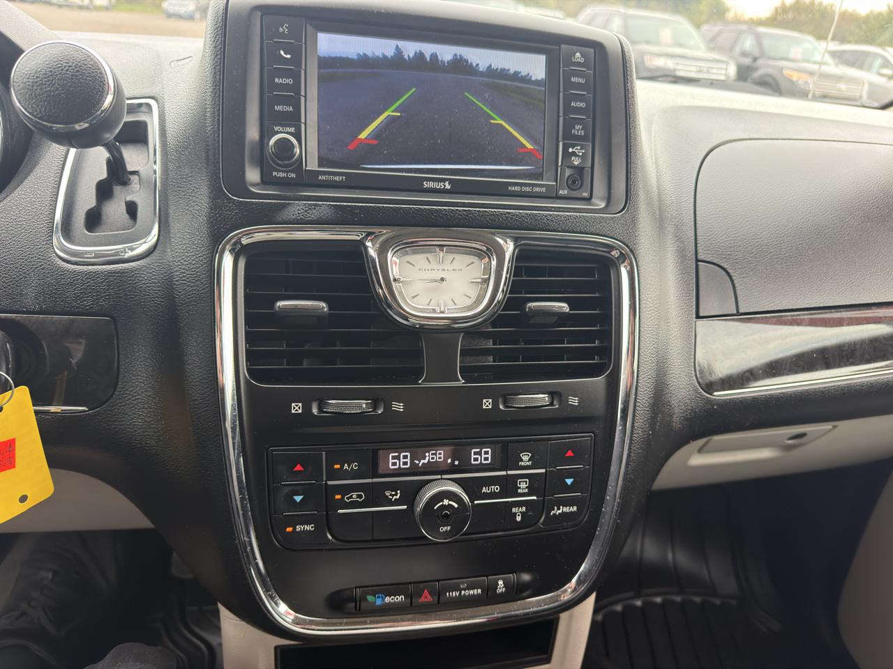 Chrysler Town & Country Touring 2014