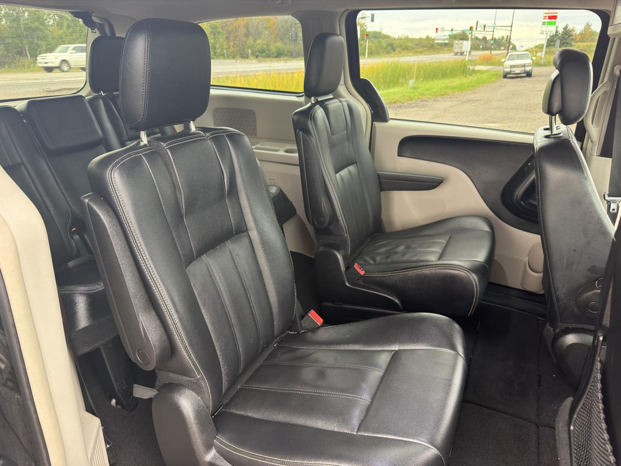 Chrysler Town & Country Touring 2014