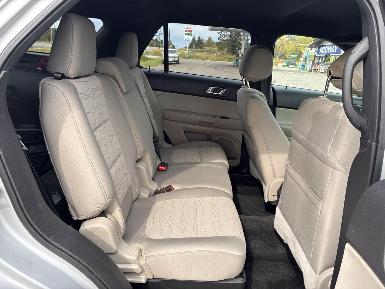 Ford Explorer Base 4WD 2015