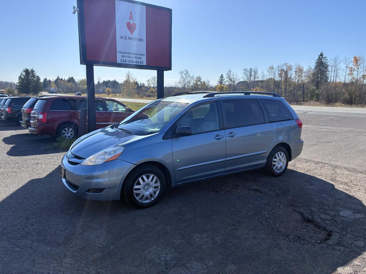 Toyota Sienna CE FWD 7-Passenger 2007