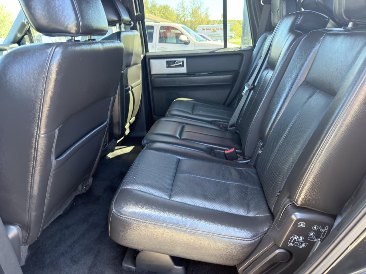 Ford Expedition Limited 4WD 2012