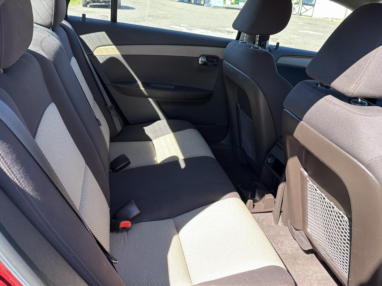 Chevrolet Malibu 1LT 2011