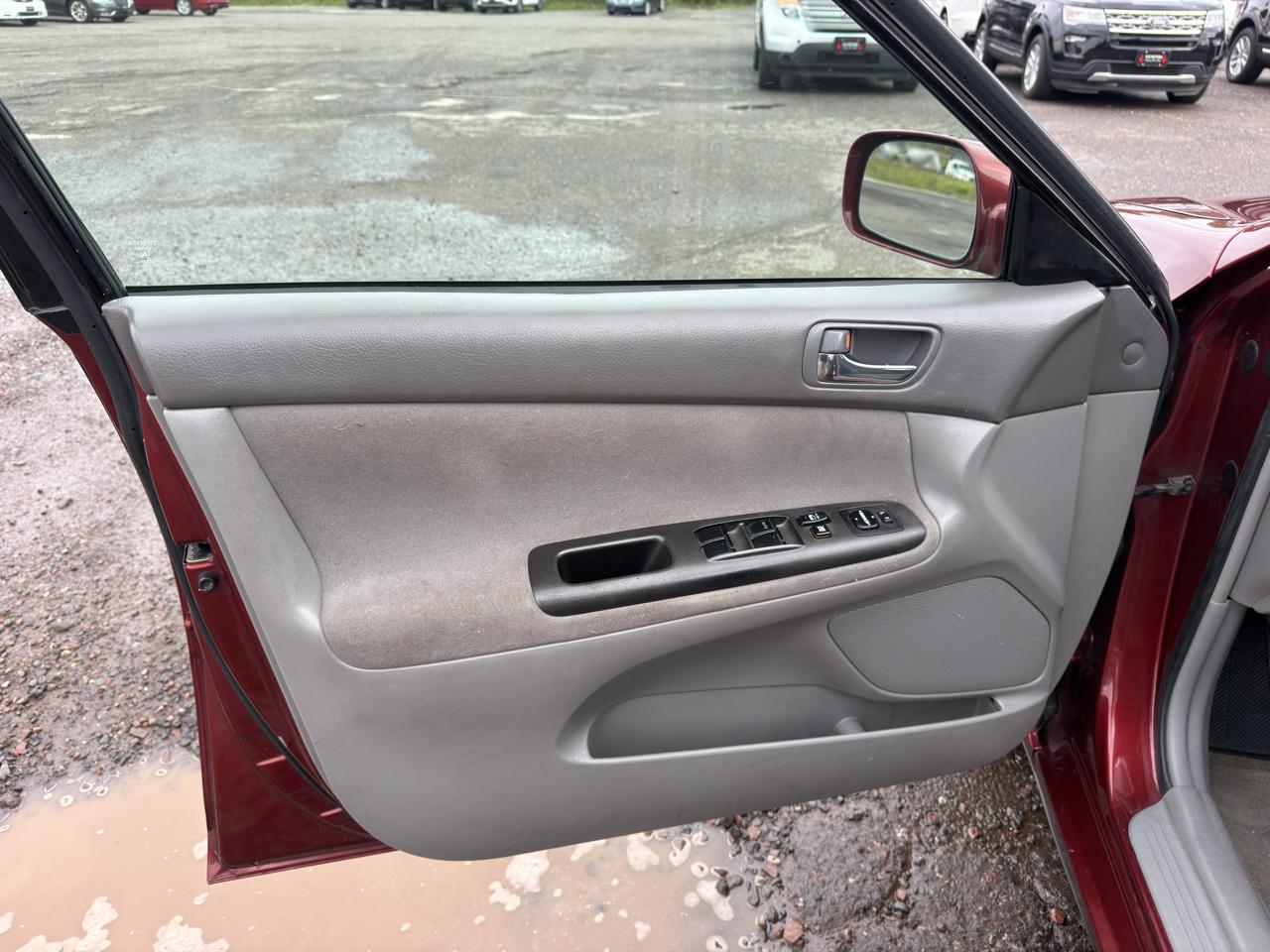 Toyota Camry Standard 2005