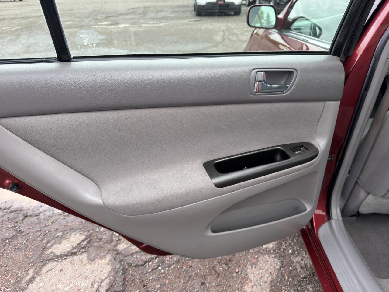 Toyota Camry Standard 2005