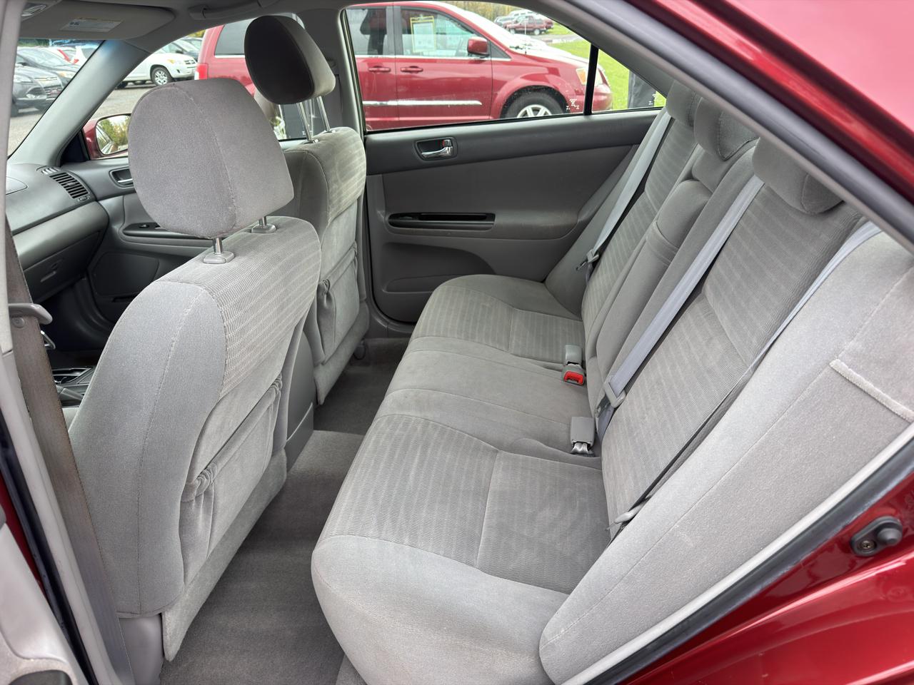 Toyota Camry Standard 2005