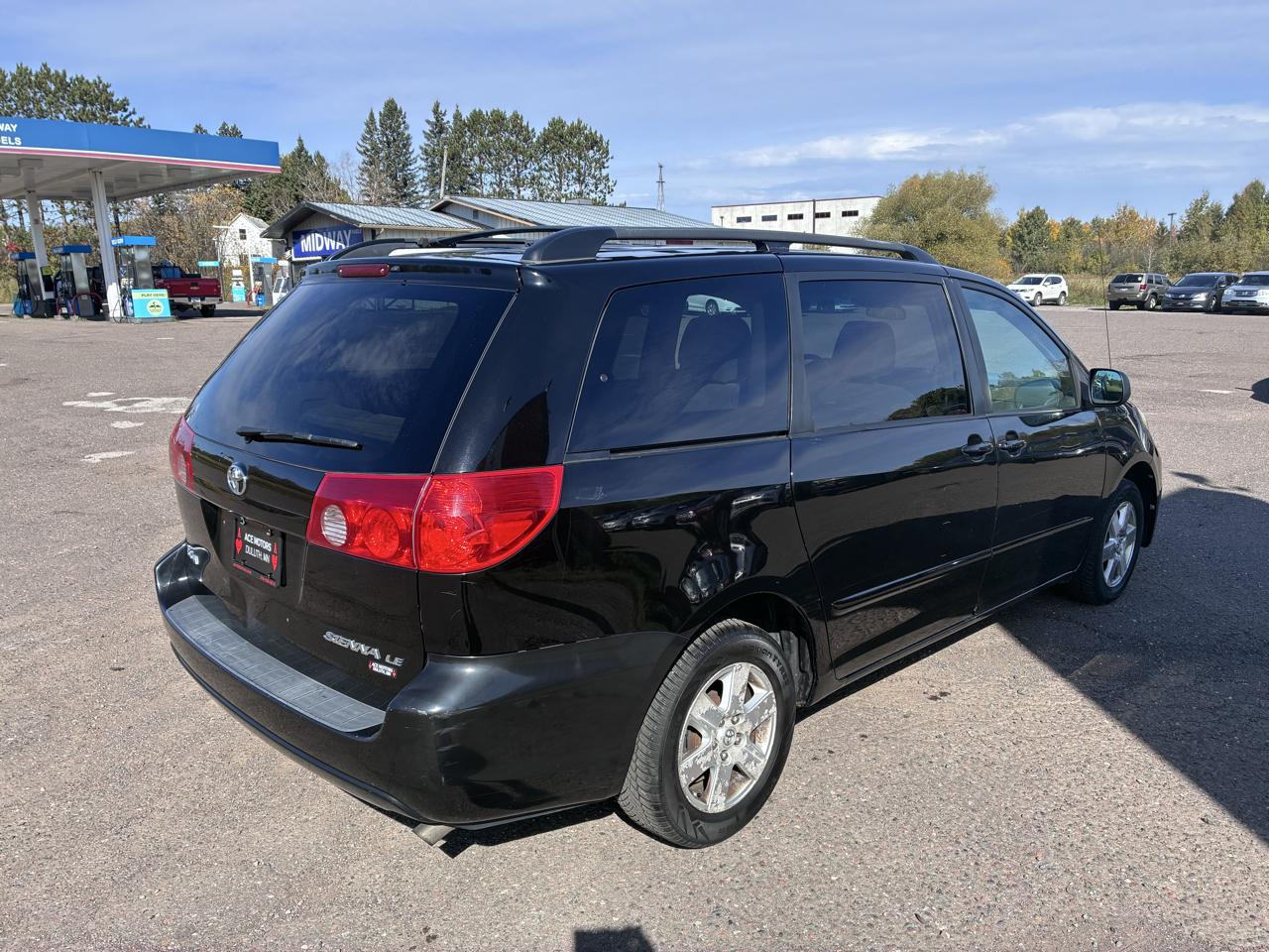 Toyota Sienna CE FWD 7 Passenger 2010