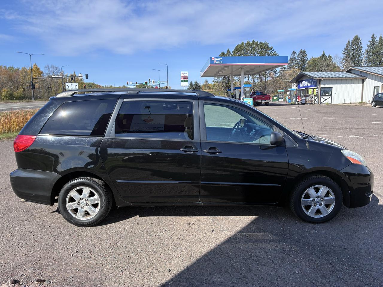Toyota Sienna CE FWD 7 Passenger 2010