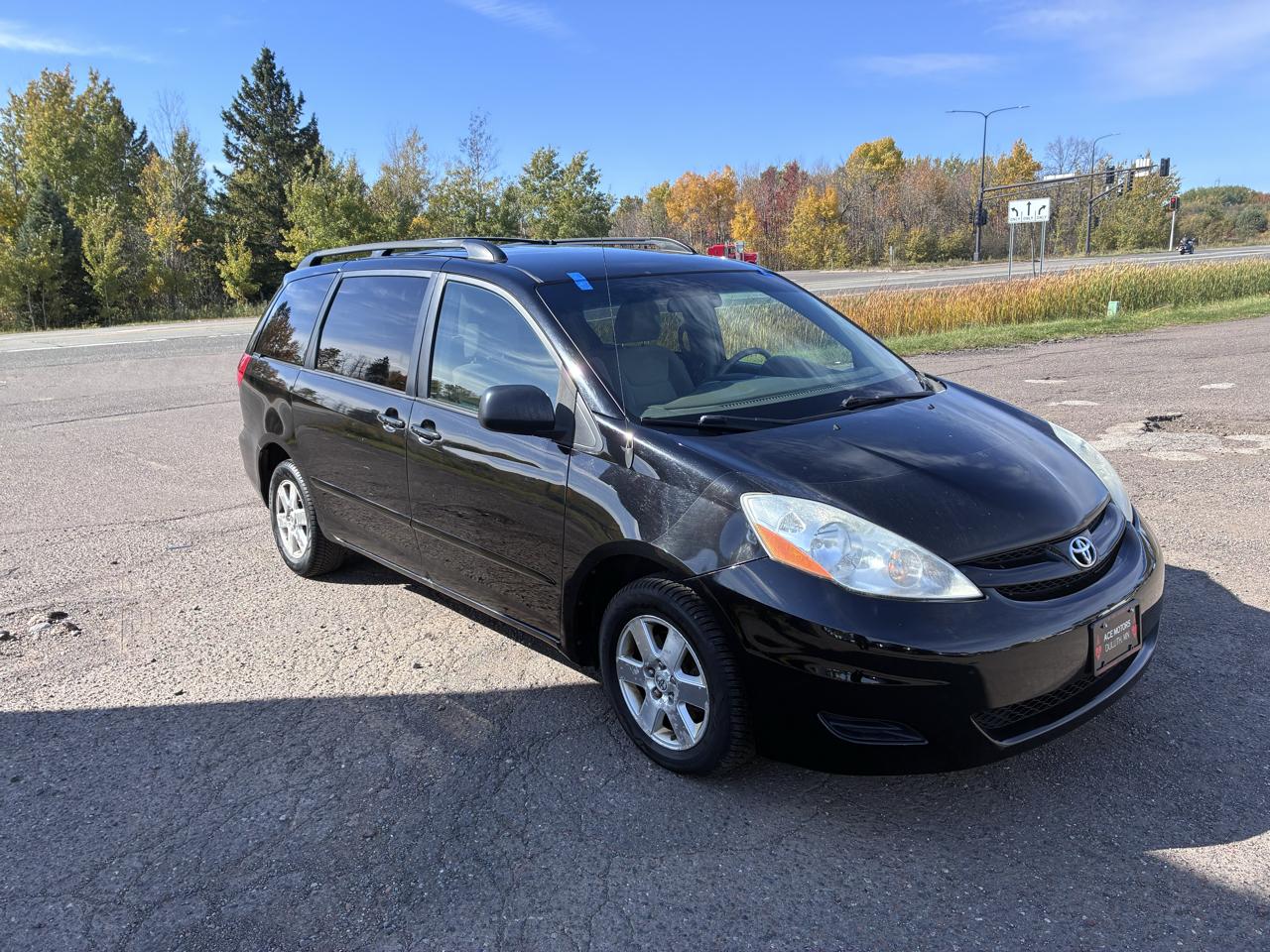 Toyota Sienna CE FWD 7 Passenger 2010