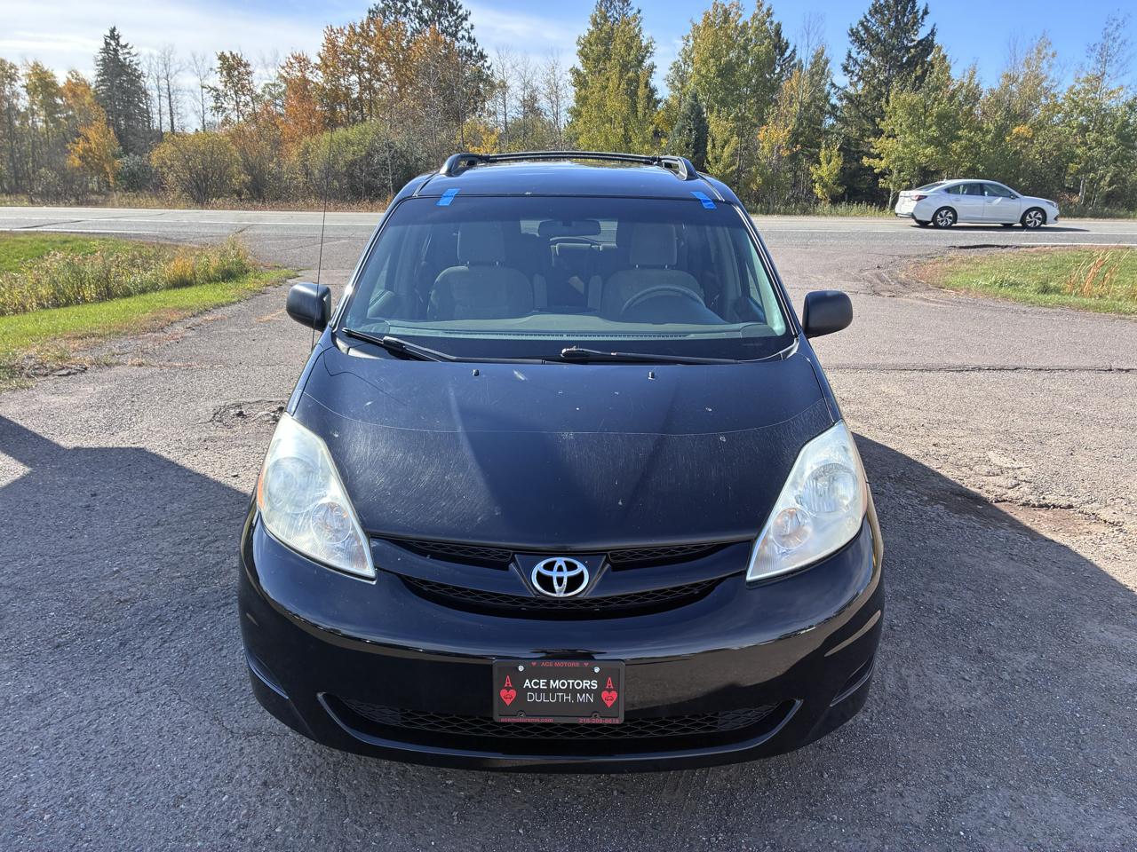 Toyota Sienna CE FWD 7 Passenger 2010