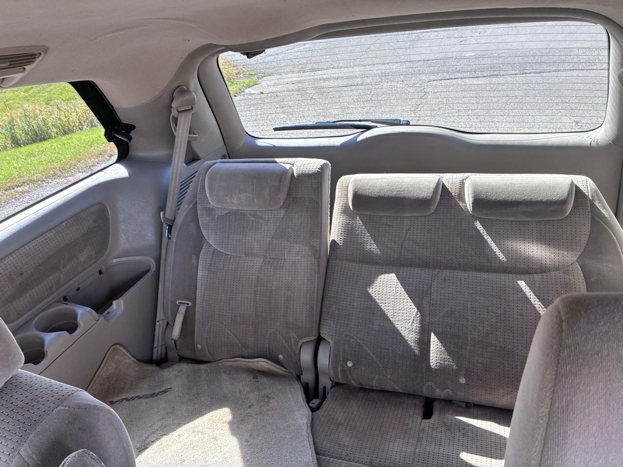 Toyota Sienna CE FWD 7 Passenger 2010