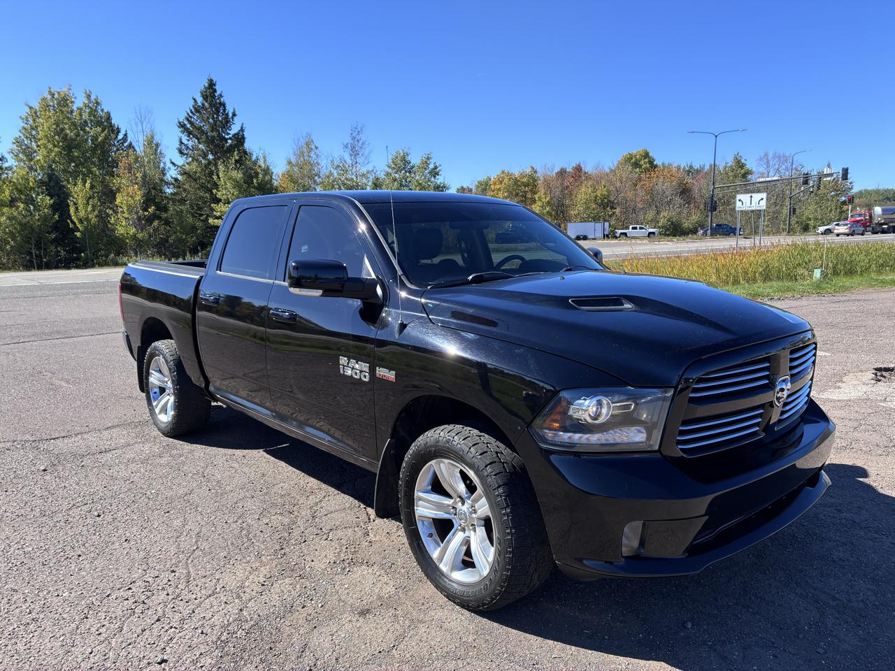 RAM 1500 Sport Crew Cab SWB 4WD 2014