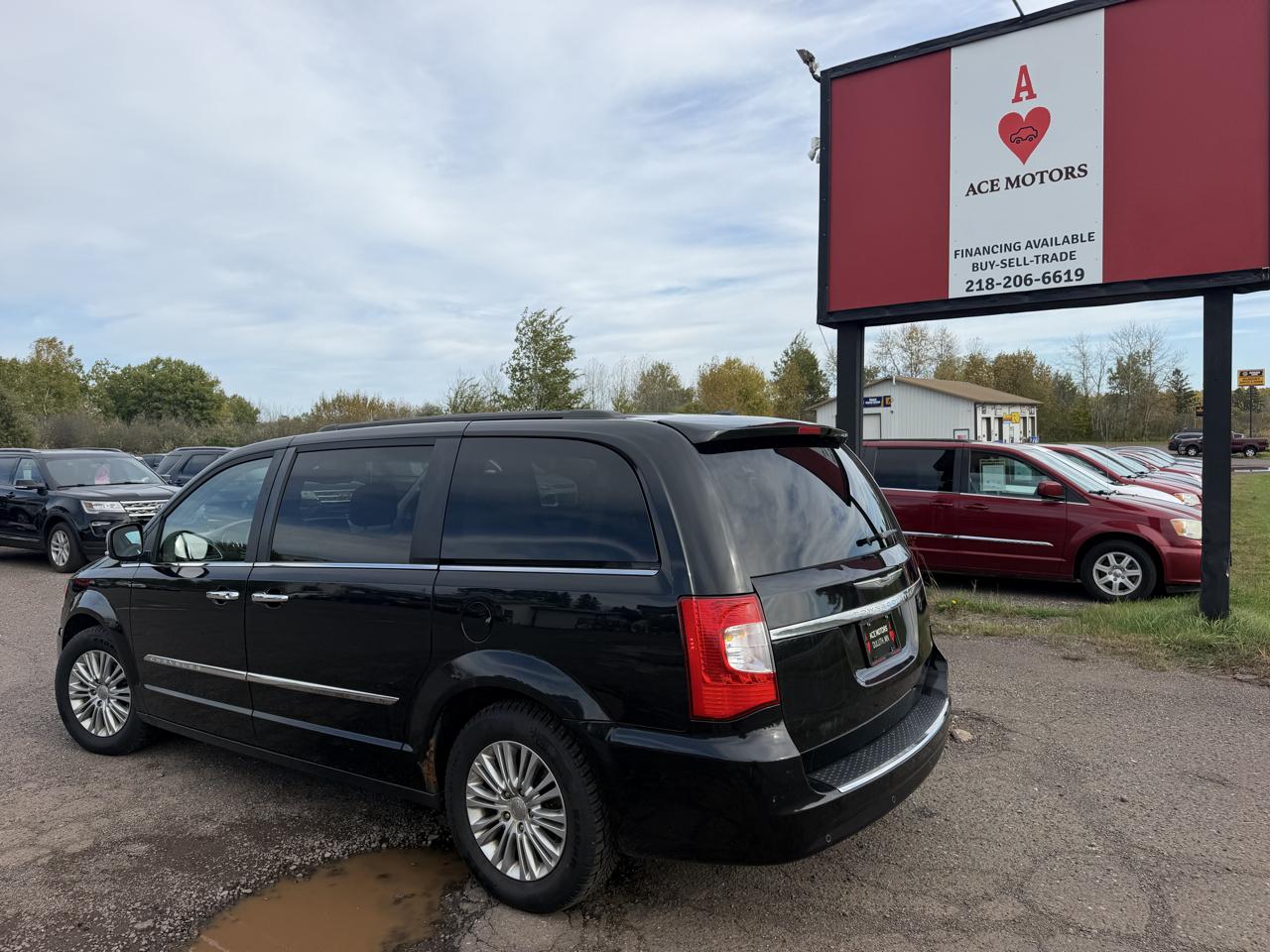 Chrysler Town & Country Touring-L 2015