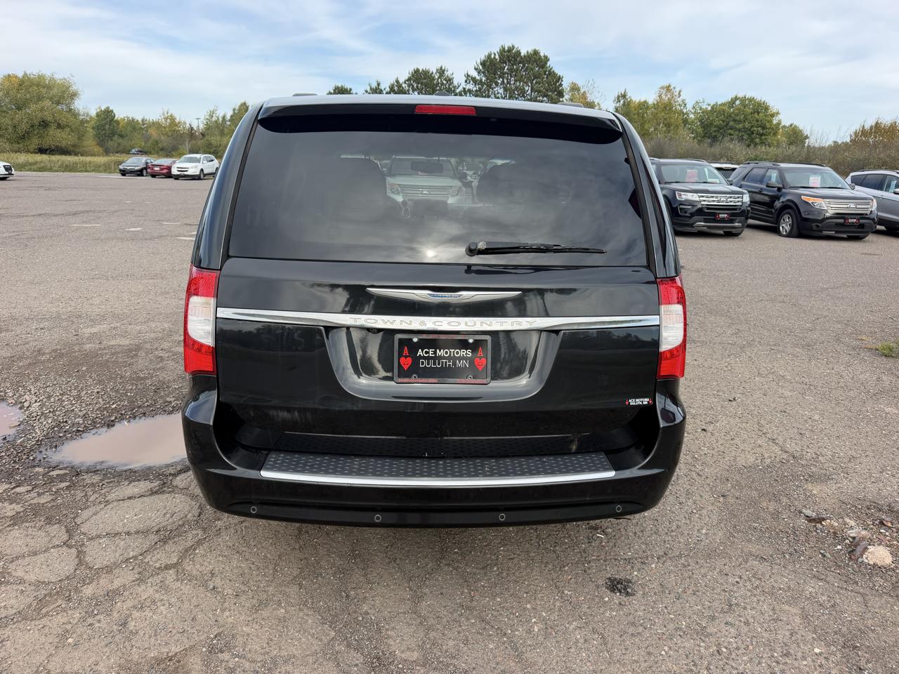 Chrysler Town & Country Touring-L 2015