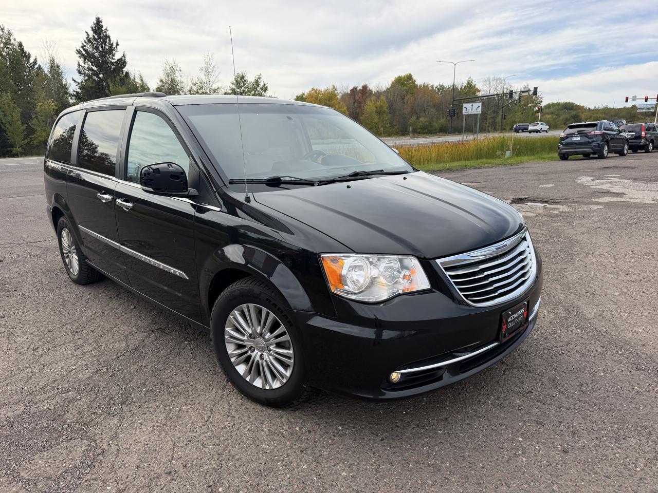 Chrysler Town & Country Touring-L 2015