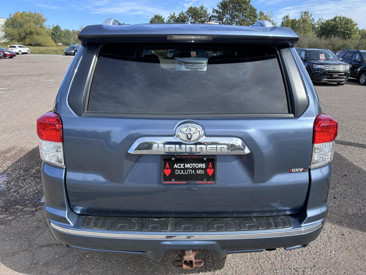 Toyota 4Runner Limited 4WD V6 2011
