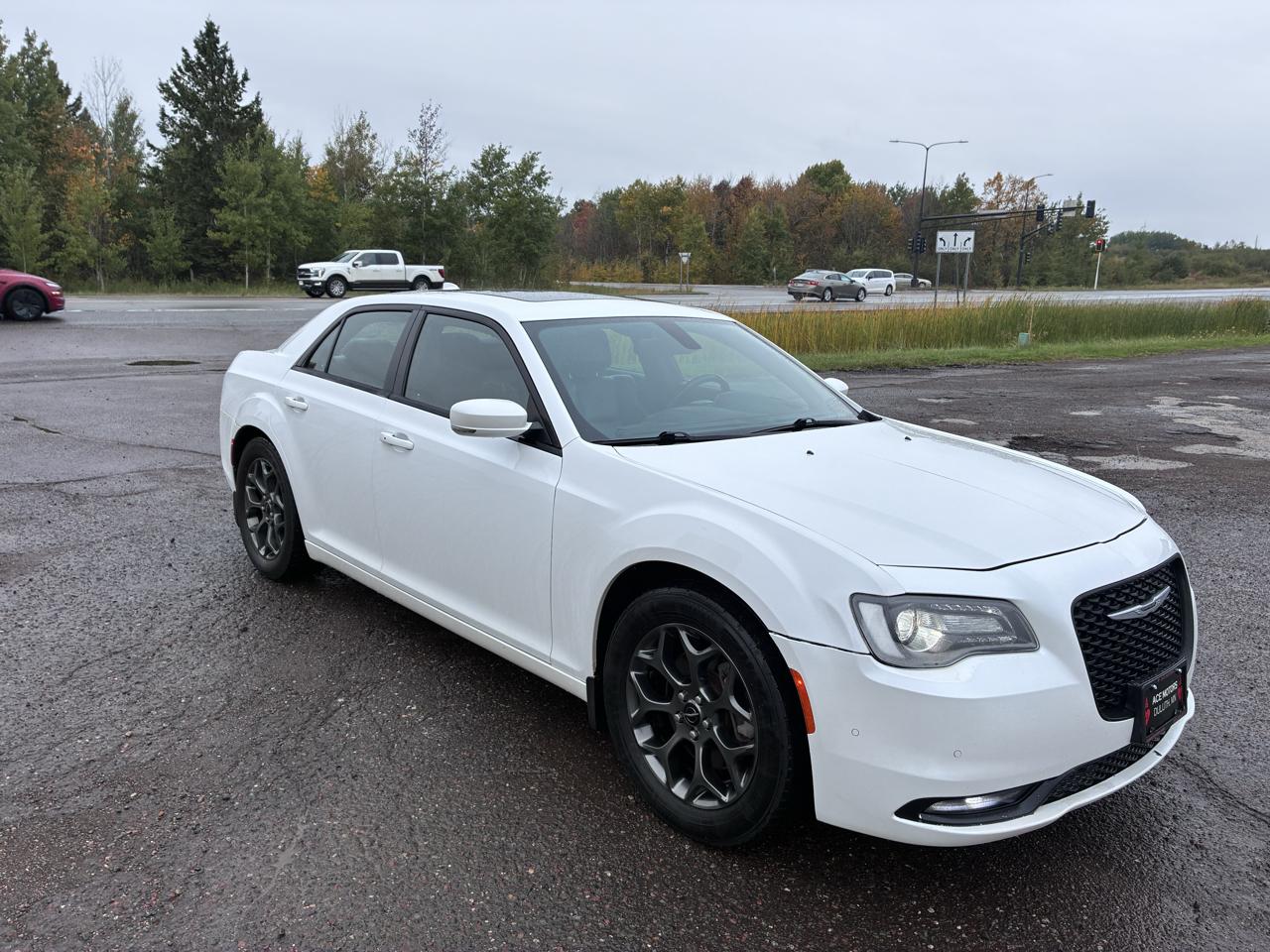 Chrysler 300 S V6 AWD 2015
