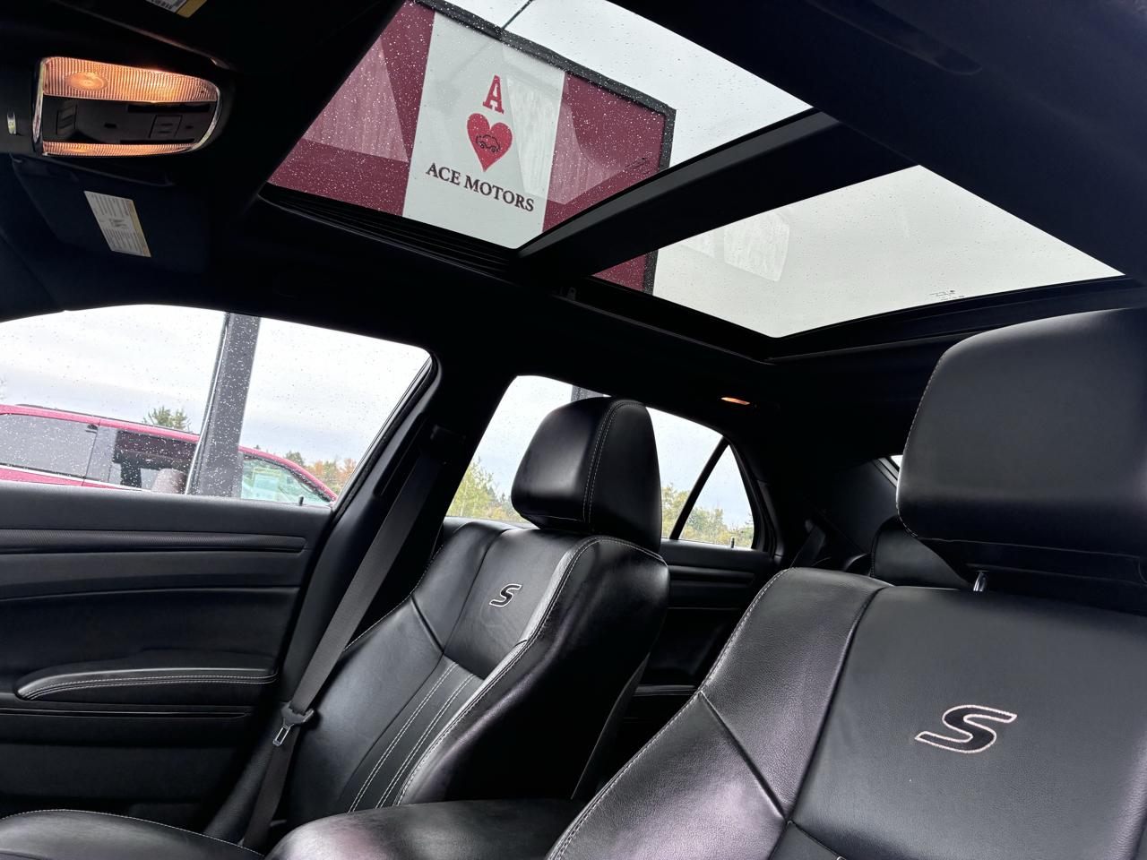 Chrysler 300 S V6 AWD 2015