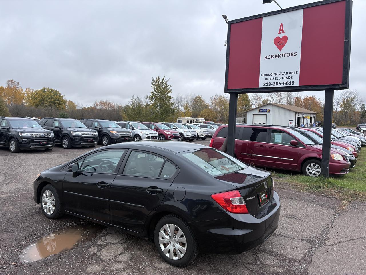Honda Civic LX Sedan 5-Speed AT 2012