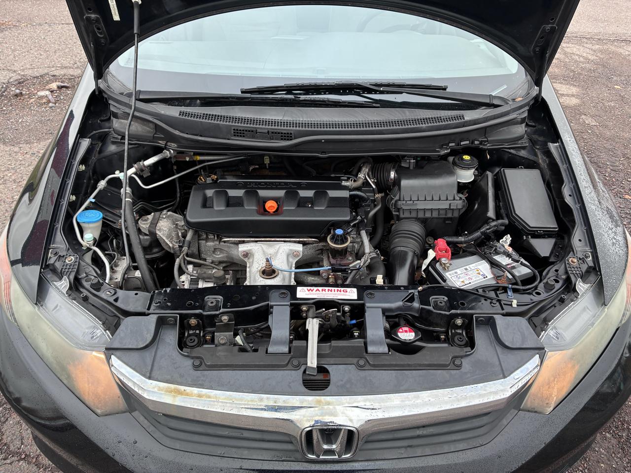 Honda Civic LX Sedan 5-Speed AT 2012