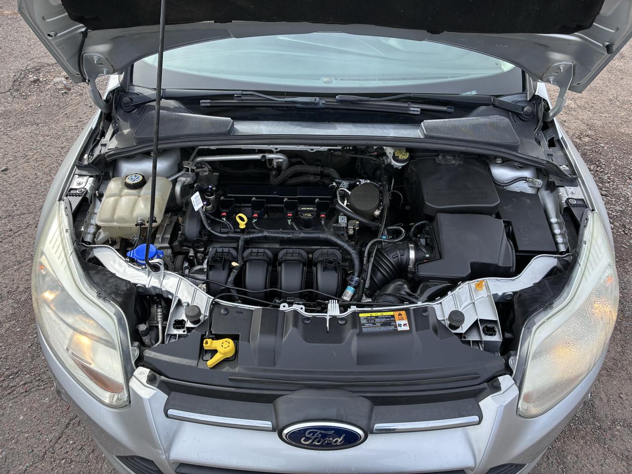 Ford Focus SE Sedan 2013