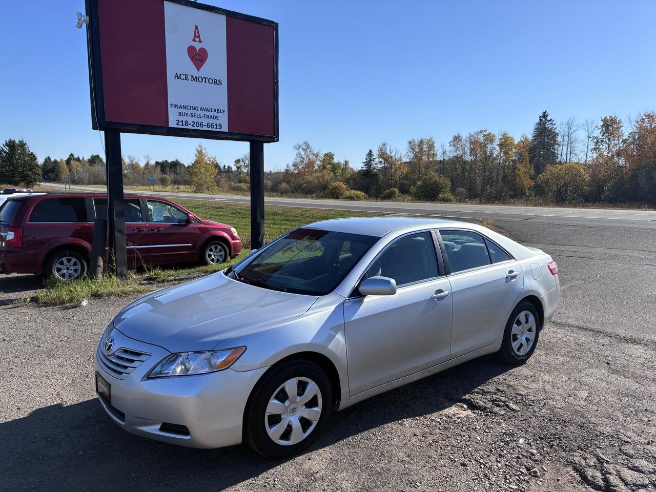 Toyota Camry SE 5-Spd AT 2009