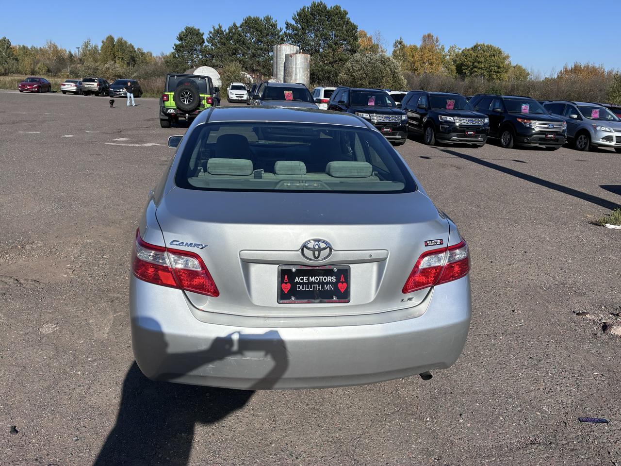 Toyota Camry SE 5-Spd AT 2009
