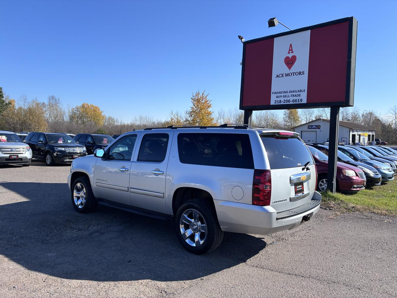 Chevrolet Suburban LT 1500 4WD 2014