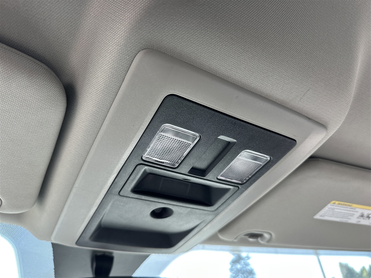 RAM 1500 Tradesman Quad Cab 4WD 2017 RAM 1500 Tradesman Quad Cab 4WD 2017