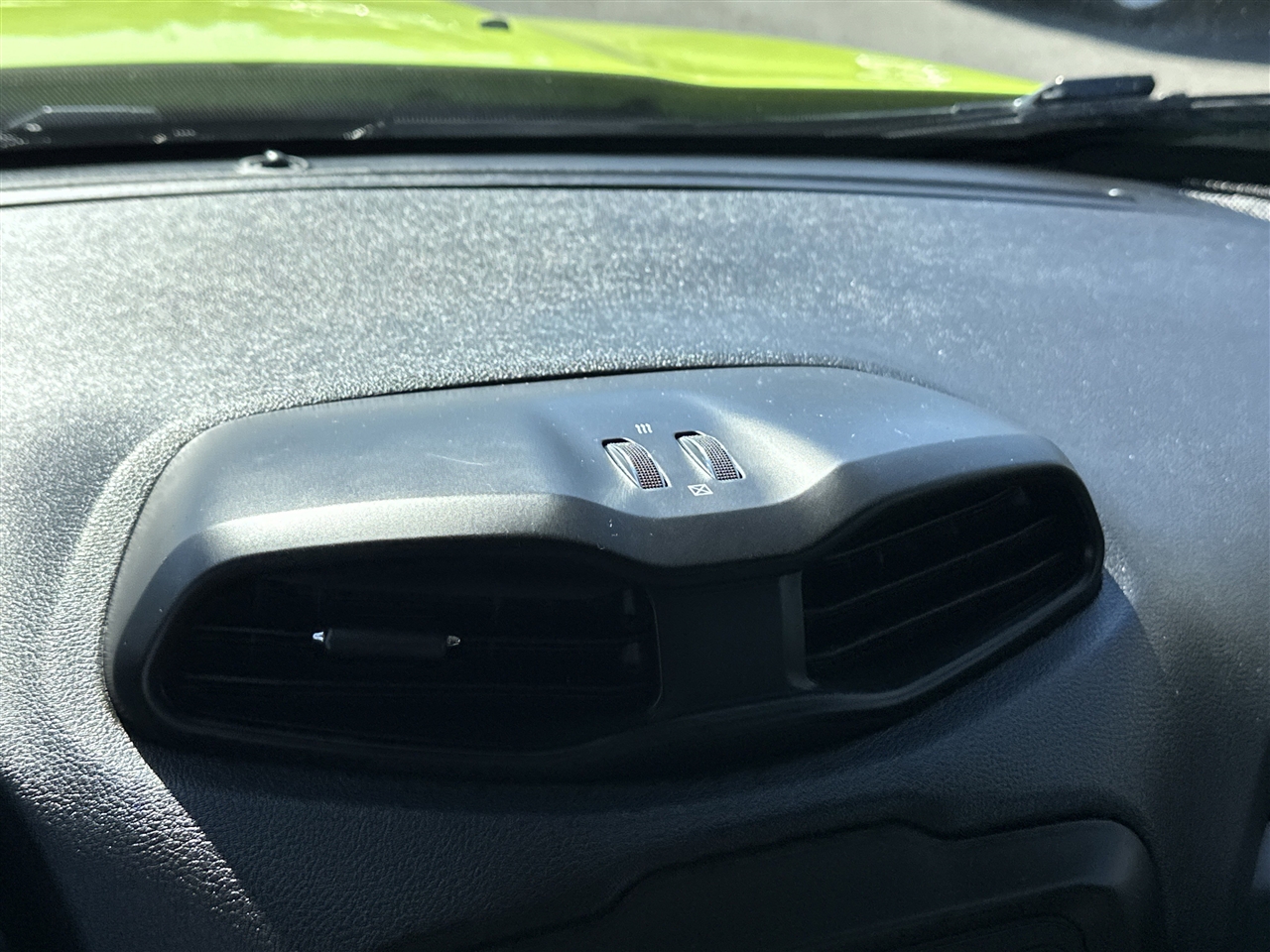 Jeep Renegade Sport 4WD 2018 Jeep Renegade Sport 4WD 2018