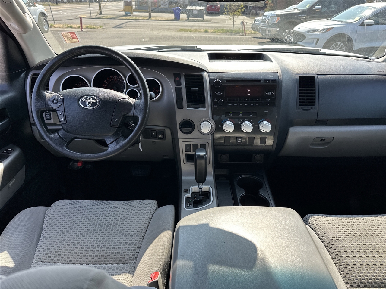 Toyota Tundra Tundra-Grade CrewMax 5.7L 2WD 2012 Toyota Tundra Tundra-Grade CrewMax 5.7L 2WD 2012