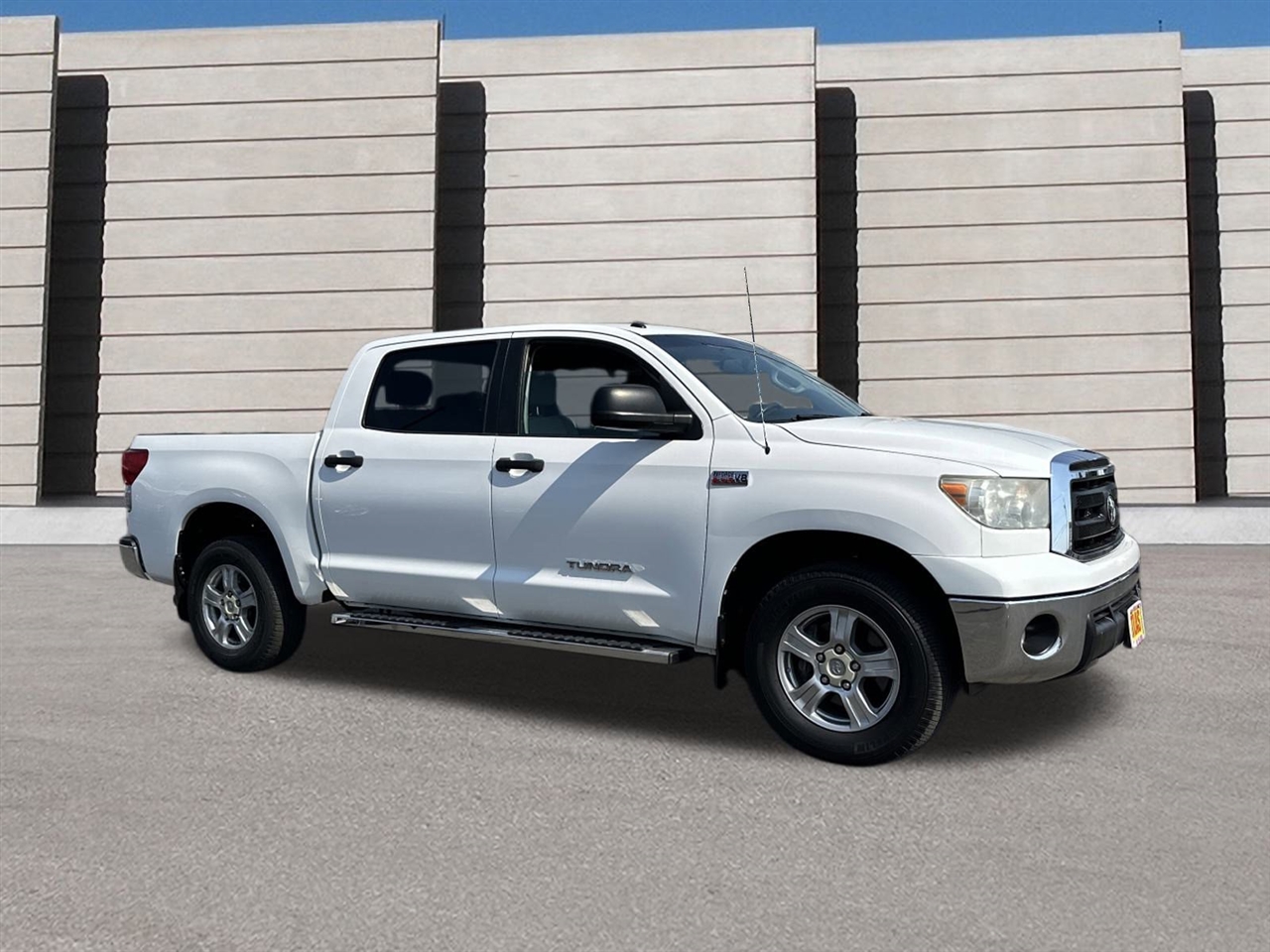 Toyota Tundra Tundra-Grade CrewMax 5.7L 2WD 2012 Toyota Tundra Tundra-Grade CrewMax 5.7L 2WD 2012