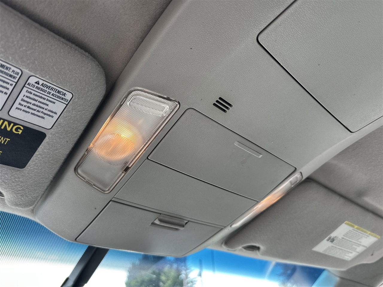 Toyota Tundra Tundra-Grade CrewMax 5.7L 2WD 2012 Toyota Tundra Tundra-Grade CrewMax 5.7L 2WD 2012