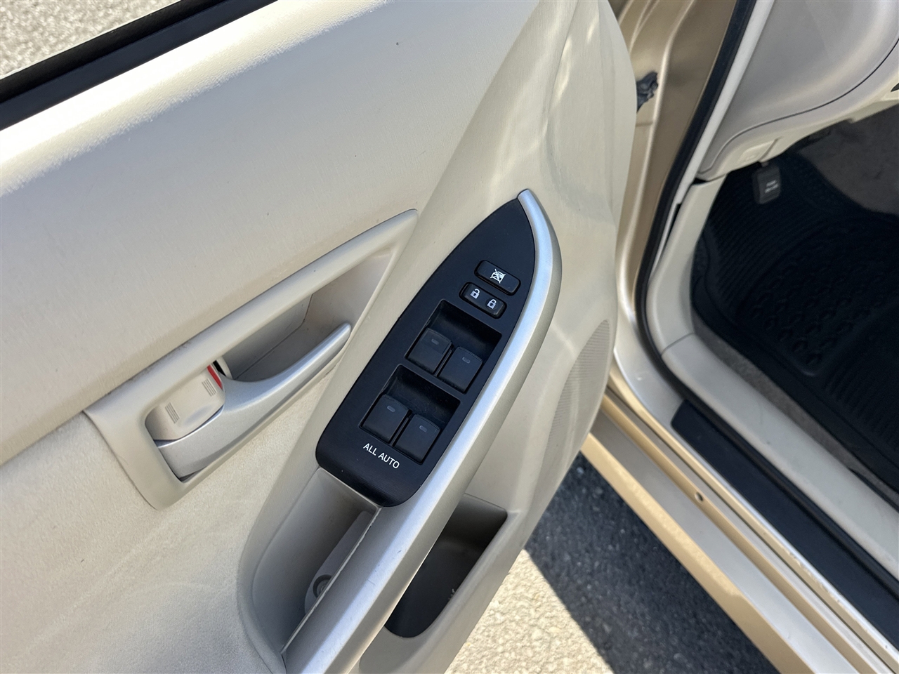 Toyota Prius Prius II 2010 Toyota Prius Prius II 2010