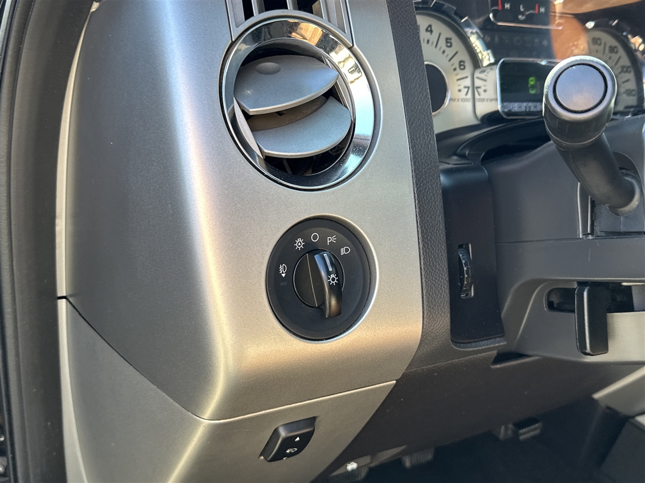 Ford Expedition EL King Ranch 4WD 2013 Ford Expedition EL King Ranch 4WD 2013