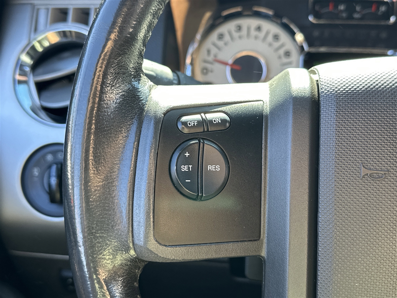 Ford Expedition EL King Ranch 4WD 2013 Ford Expedition EL King Ranch 4WD 2013