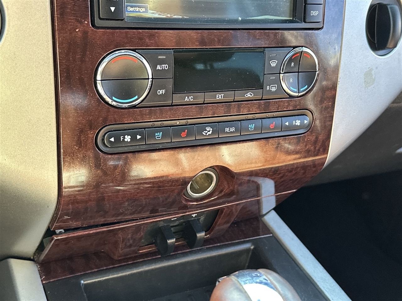 Ford Expedition EL King Ranch 4WD 2013 Ford Expedition EL King Ranch 4WD 2013