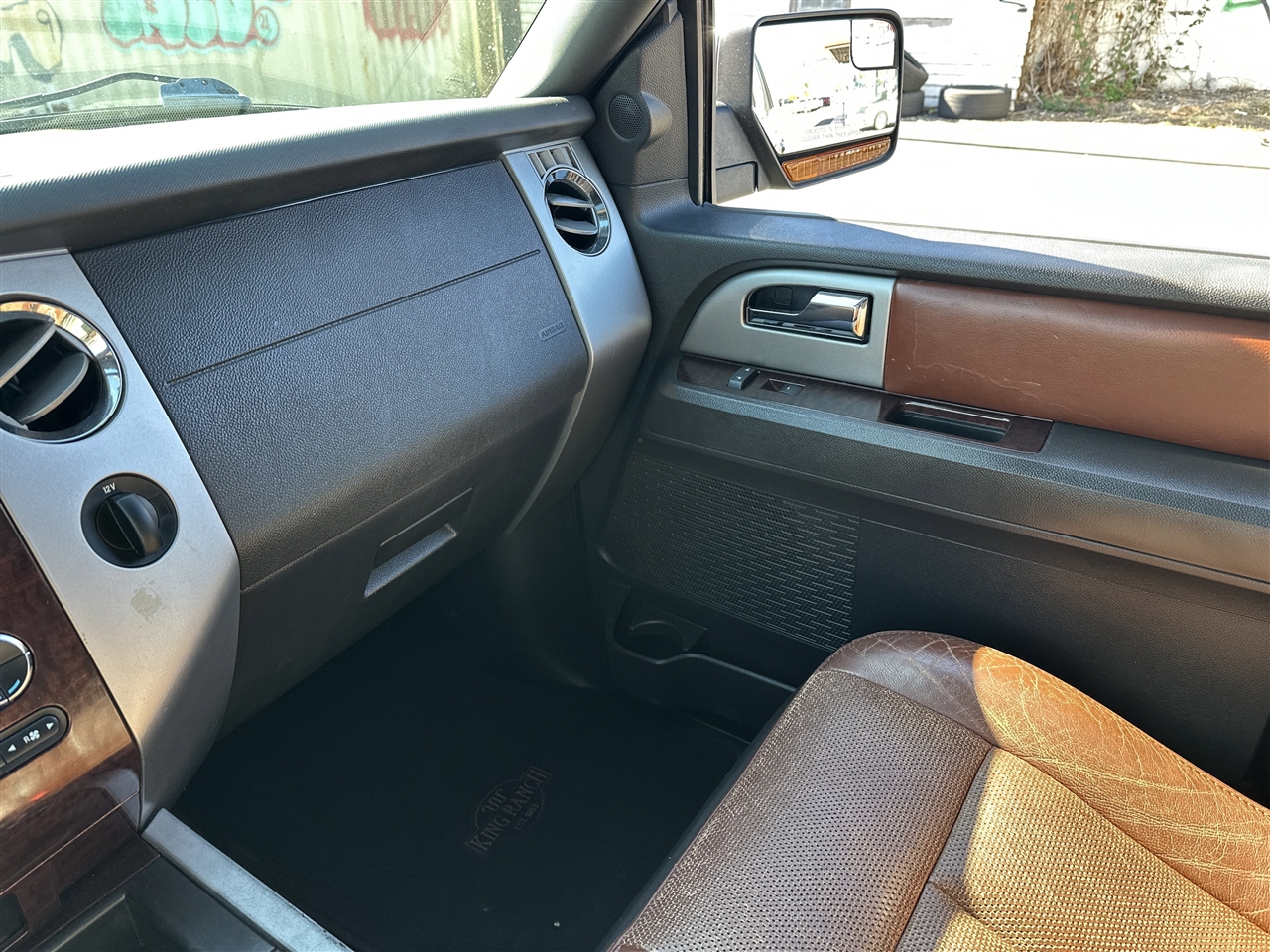 Ford Expedition EL King Ranch 4WD 2013 Ford Expedition EL King Ranch 4WD 2013