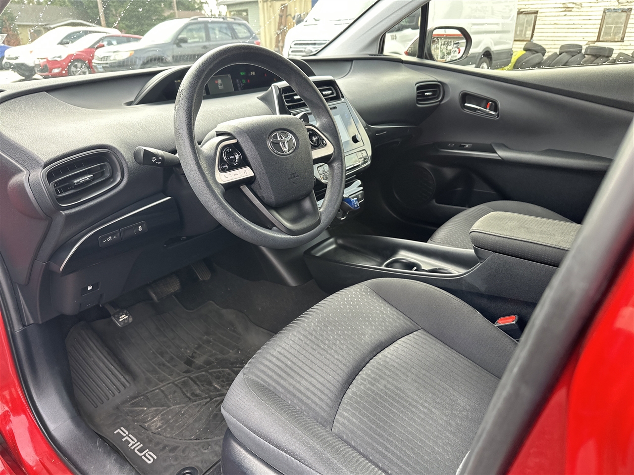 Toyota Prius  2016 Toyota Prius  2016