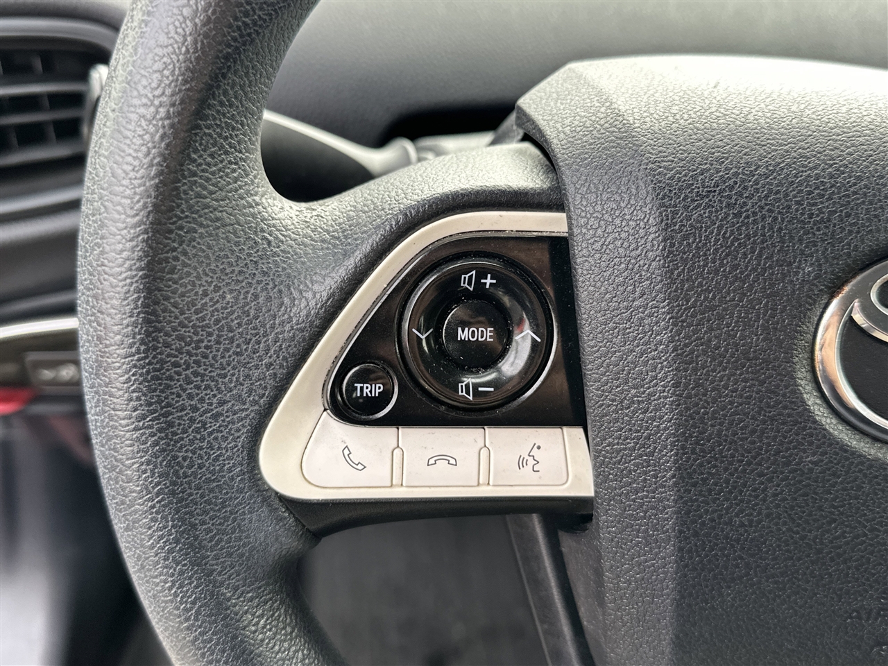 Toyota Prius  2016 Toyota Prius  2016