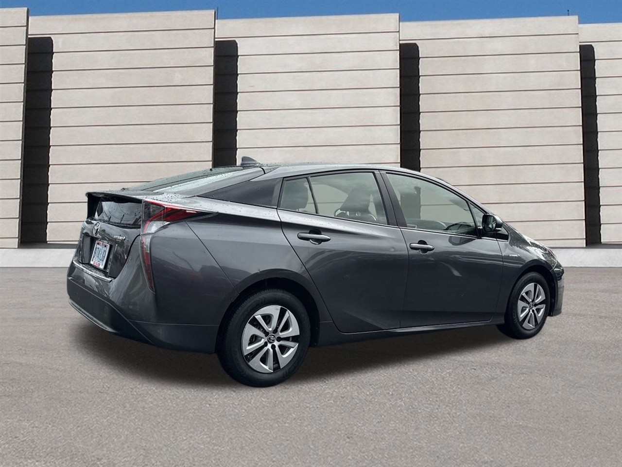 Toyota Prius  2016 Toyota Prius  2016